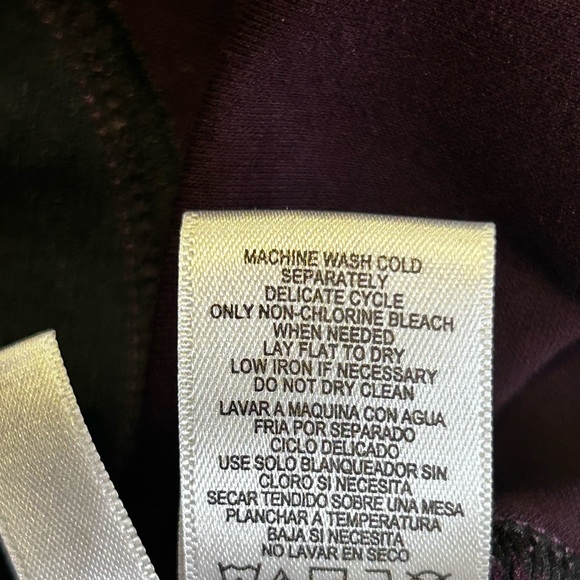 “DKNY Jeans” Dark Purple Leggings w/Elastic Waist & Front/Back Pockets Size S - Picture 12 of 12